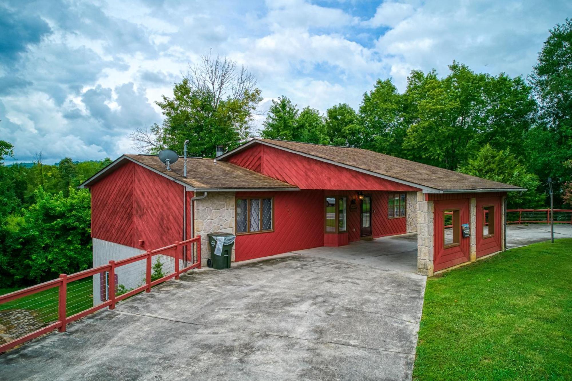 Apple Valley Hideaway, 1089 Of Free Attraction Tickets For Each Paid Day, Dollywood And More! Pigeon Forge Exterior photo